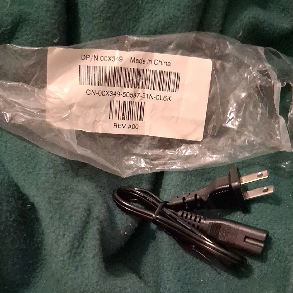 Reliable Black Power Cable